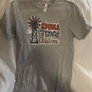 Gray Short Sleeve Women's Tee with Festive Design